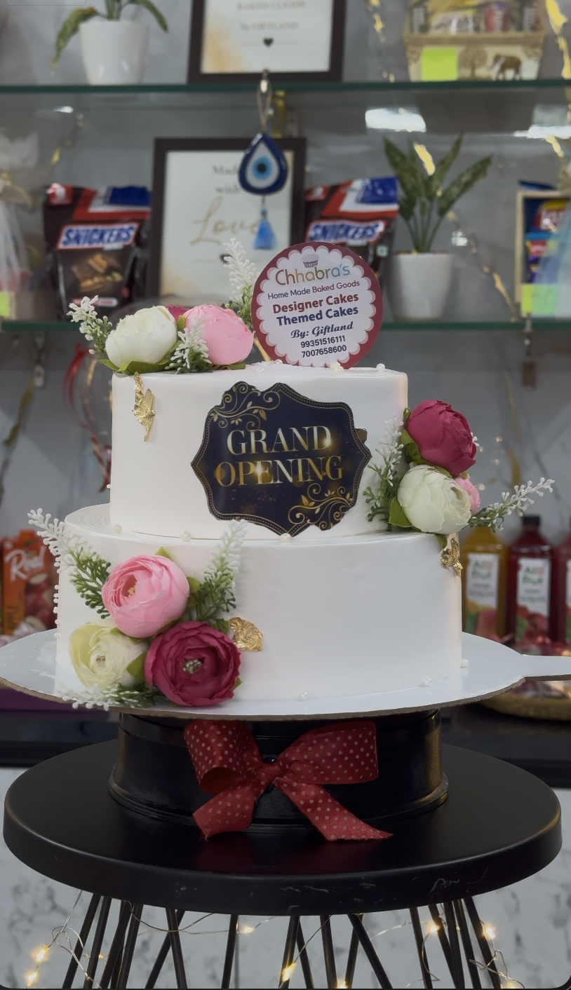 Custom designer cakes Barabanki