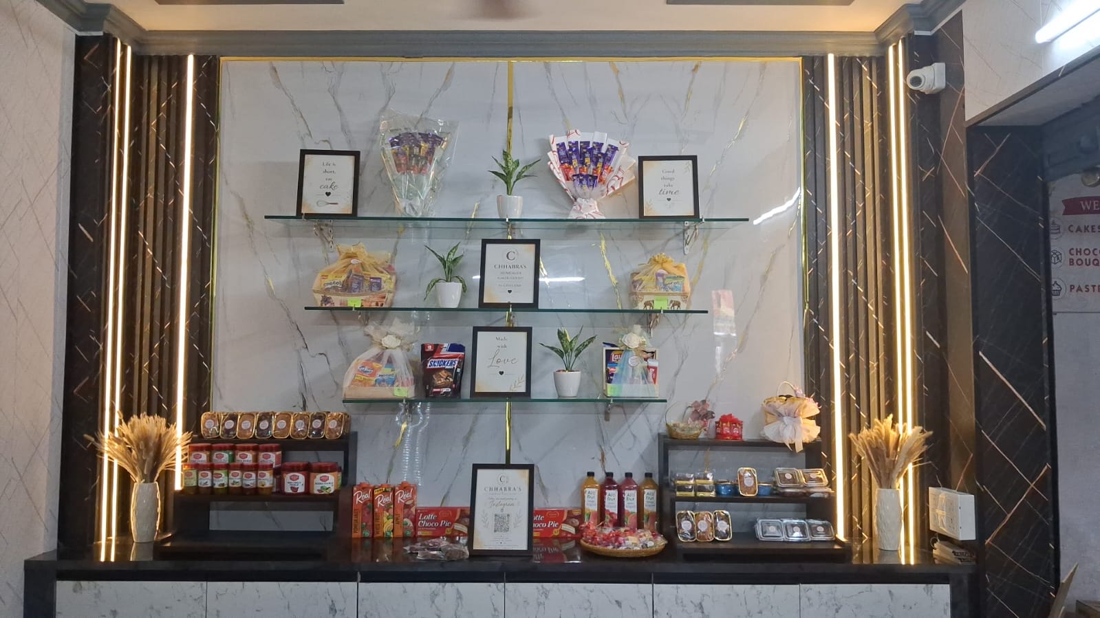 Best bakery in Barabanki - fresh bakery cakes at Chhabra's bakery Baked Goods
